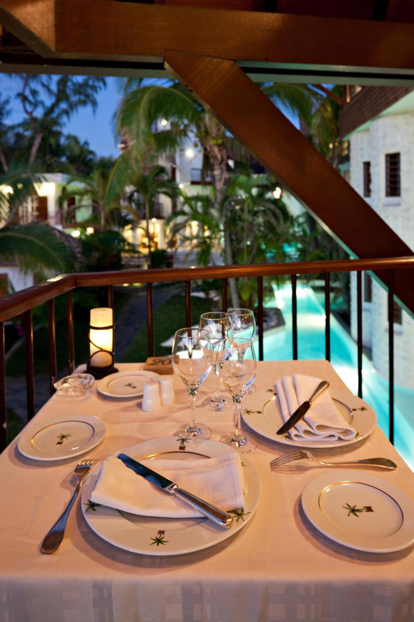 Le Saint Alexis **** Hotel & Spa ภายนอก รูปภาพ